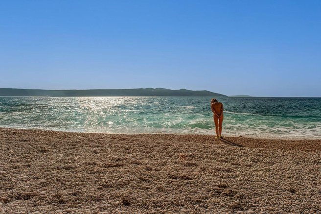 morje pag jadransko morje jadran plaza ograja investitor gradnja poseg spor