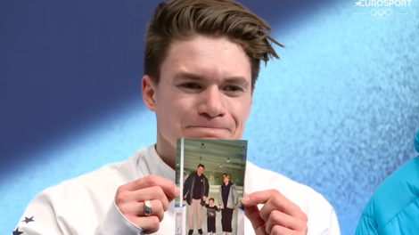 Najbolj čustven trenutek na OI: drsalec pokazal fotografijo s srce parajočim ozadjem