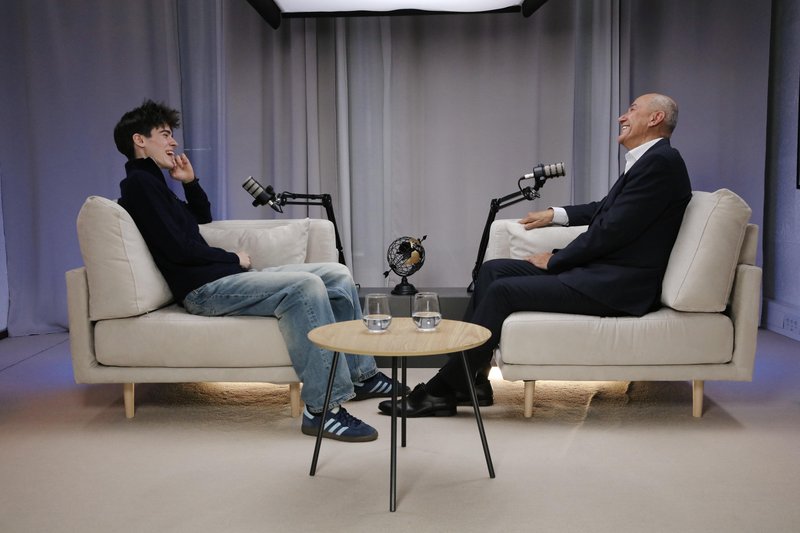 podkast tvoj glas 26 golubovic politika volitve metropolitan pogovor sds janez jansa slovenija prihodnost mladi