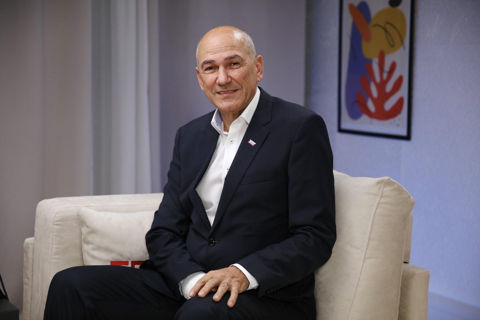 podkast tvoj glas 26 golubovic politika volitve metropolitan pogovor sds janez jansa slovenija prihodnost mladi