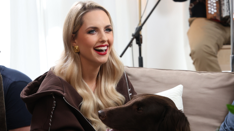 Lara Medved oddaja Pri nas doma