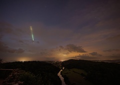 Tisti, ki so bili še pokonci, so prebledeli: inferno na nebu, noč se je spremenila v dan, NASA pojasnila vse