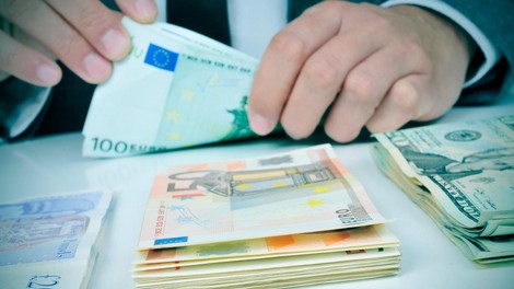 magnet gora denarja 2 znamenji ribe skorpijoni zasluzek bogastvo horoskop zodiak vesolje (2)