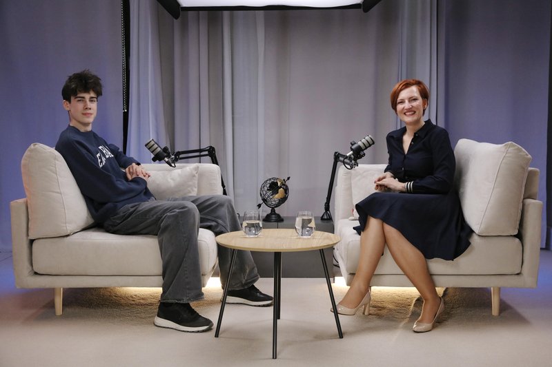 podkast tvoj glas 26 pogovor golubovic asta vrecko levica prihodnost mladi volitve politika