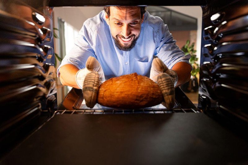 S Falo ne raste le testo, ampak tudi generacije in užitek v peki