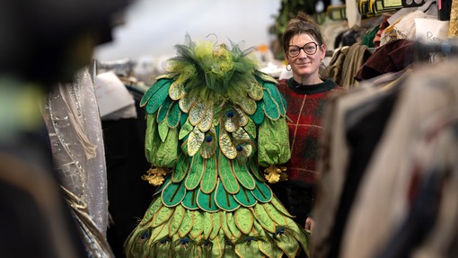 Kdo pravi, da popolna pustna maska ne obstaja?! V operni hiši naprodaj originalni kostumi iz legendarnih predstav