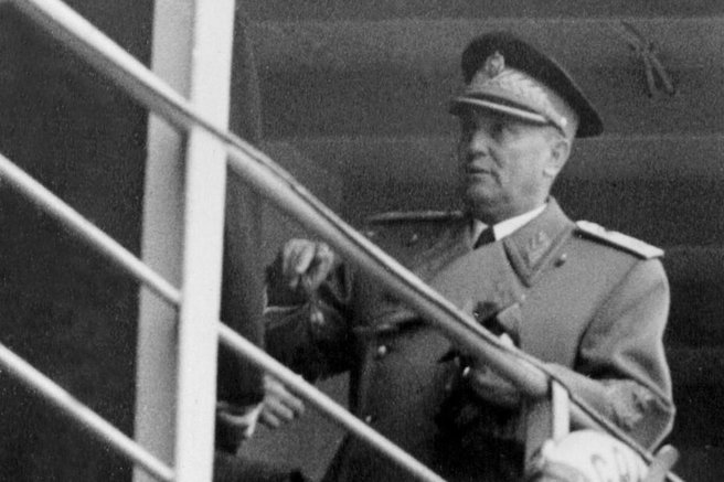 Tito, Galeb