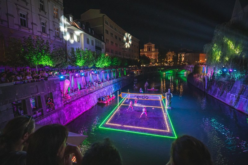 Tujci navdušeni: to v Sloveniji preprosto morate videti!