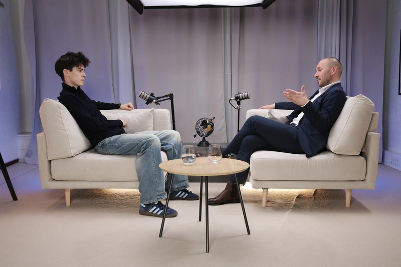 jernej vrtovec golubovic tvoj glas 26 metropolitan podkast politika volitve pogovor problematika mladi