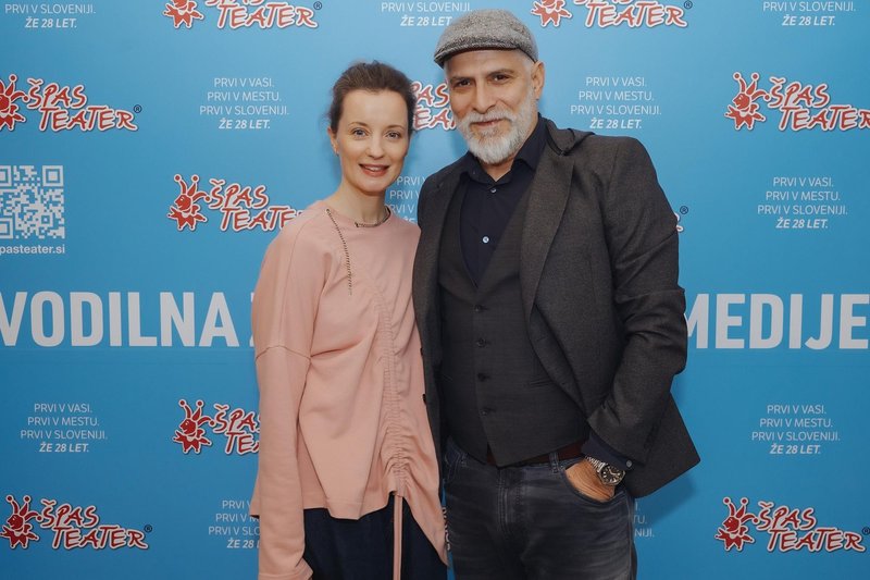 Odprti zakon Špas teater Vesna Pernarčič in Matej Puc