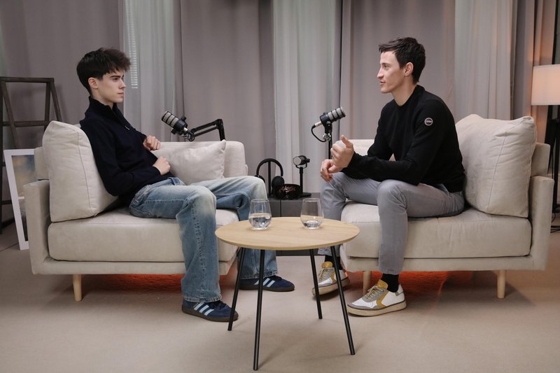 peter prevc neobremenjeno podkast pogovor golubovic metropolitan smucarski skozi sport zima