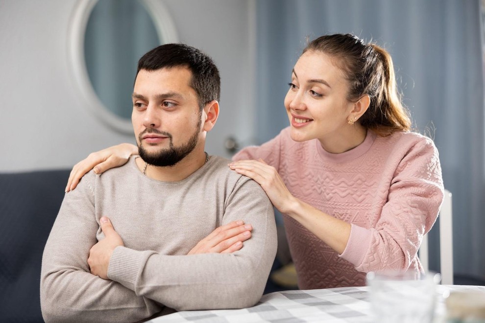 Škorpijon Škorpijoni so znani po svoji intenzivnosti in globokih čustvih, vendar jih ironično le redko izražajo z besedami. Zanje je …