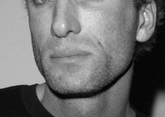 Nehote se je ustrelil: razkrit vzrok smrti slavnega igralca