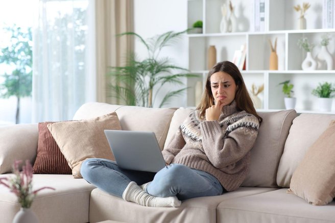 To je ena najhitreje rastočih oblik kriminala, vse več žrtev tudi v Sloveniji