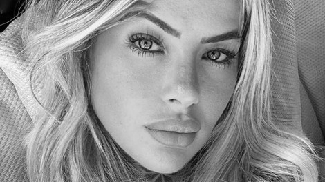 Umrla 27-letna vplivnica: bila je doma, ko se je zgodilo nepredstavljivo