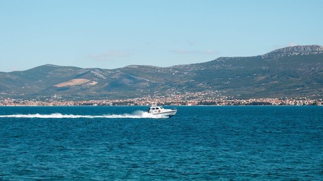 Hrvaska morje coln otok