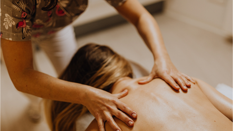 Masažni pripomočki: kako delujejo in komu so namenjeni