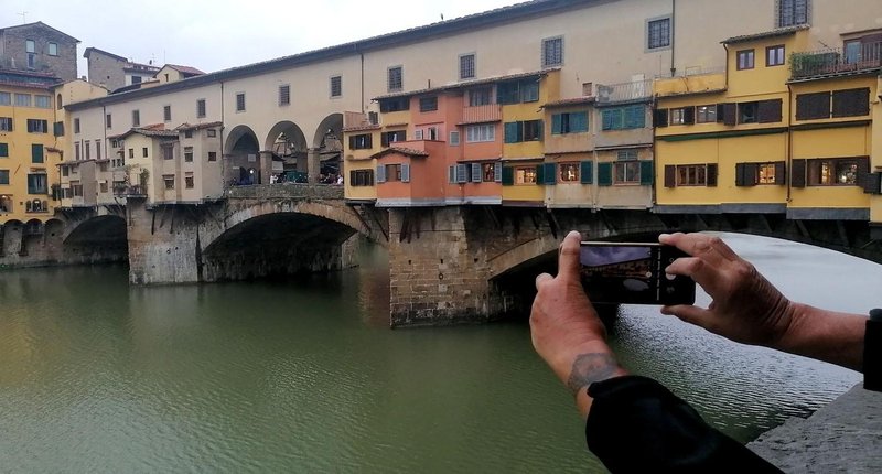 Firence turistka reka Arno