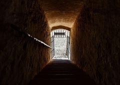 Arheologi odkrili 2600 let staro podzemno komoro: ko so vstopili, obstali v šoku - nekdo jih je prehitel!