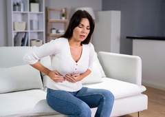 Ste mislili, da je alkohol najhujši? Zdravniki opozarjajo na navado, ki tudi Slovencem množično uničuje jetra