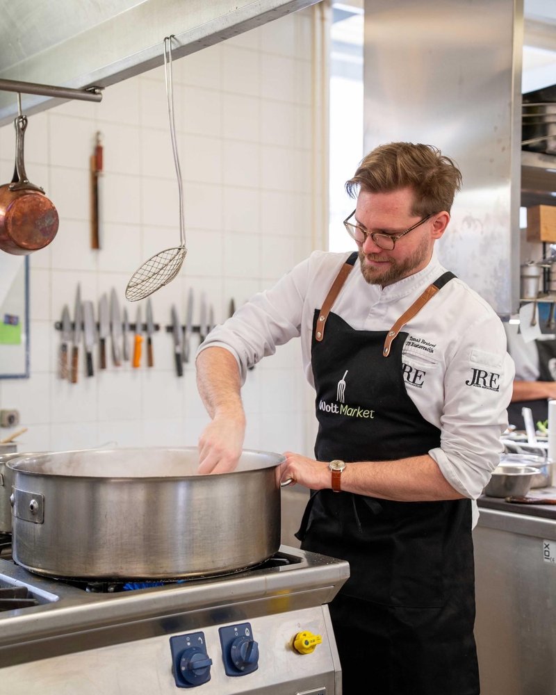 Tomaz Bratovz chef