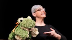 Od legendarne Fate do lutk, ki govorijo po svoje: Lucija Ćirović o disciplini, humorju in otroški domišljiji