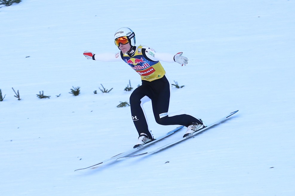 Naš zlati orel ne popušča: Domen Prevc poletel do že 12. zmage v tej sezoni! (foto: Profimedia)