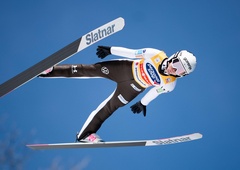 Nasprotniki trepetajo pred družino Prevc: po zmagi Domna tekmice preskočila tudi Nika