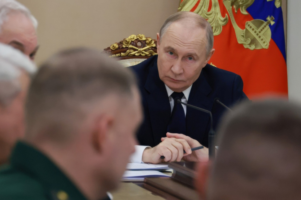 Jezni Rusi v odzivu na napad na Iran ne izbirajo besed: "Pacifist je pokazal svoj pravi obraz" (foto: Profimedia)