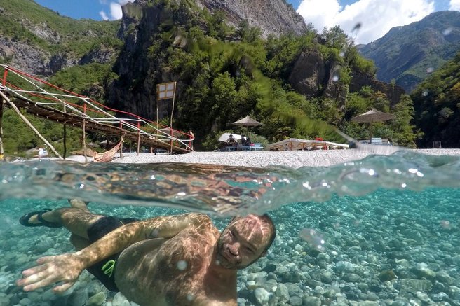 Albanija Shala reka pocitnice
