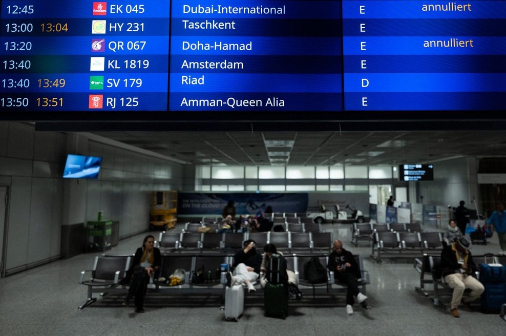 Na tujem ujetih kar okrog 1000 Slovencev! Kalvarija še toliko večja zaradi besed o tem, kdo bo moral kriti dodatne stroške (foto: Profimedia)