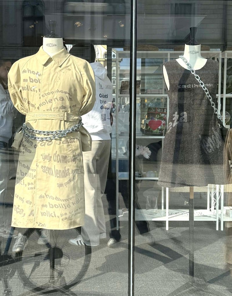 Svetovni dan debelosti instalacija Kongresni trg