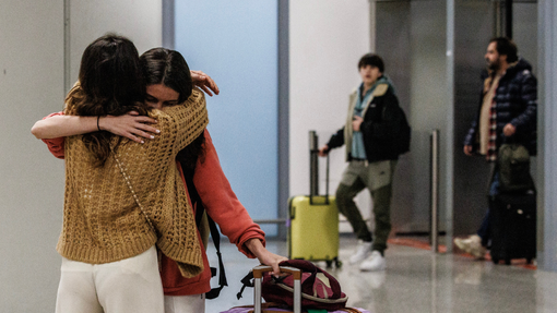 Znano je, kako bo vlada pomagala Slovencem, ki so ostali ujeti na Bližnjem vzhodu