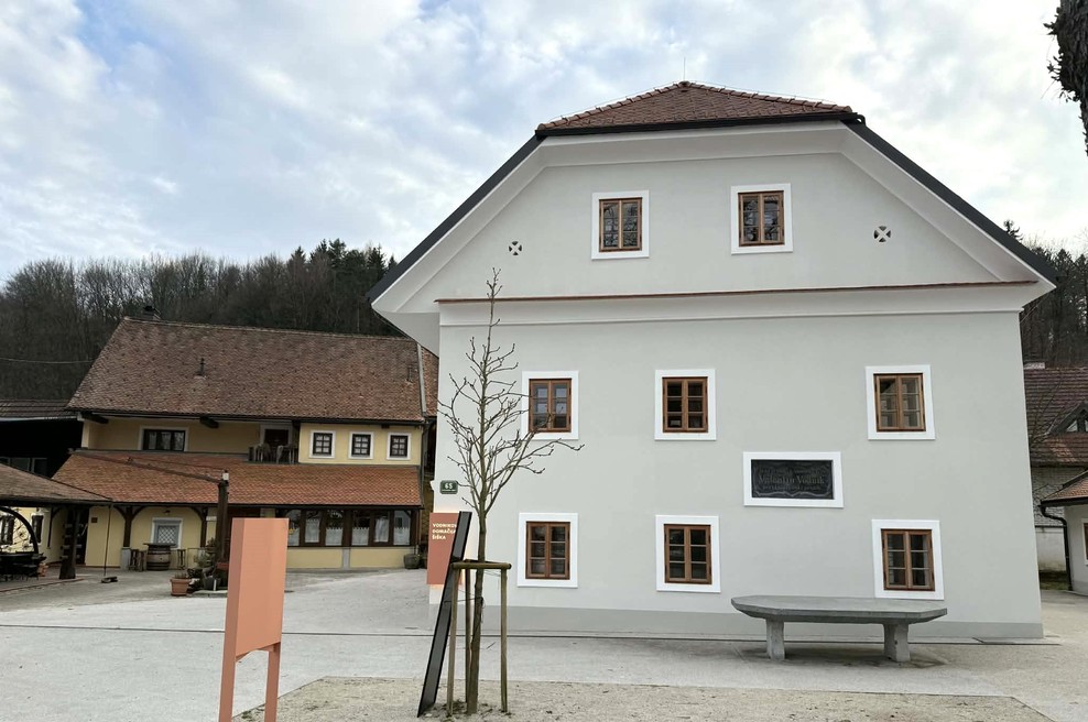 Kaj ženskam podariti za 8. marec? Na Vodnikovi domačiji letos z zelo konkretnim odgovorom (foto: Ma.Po.)