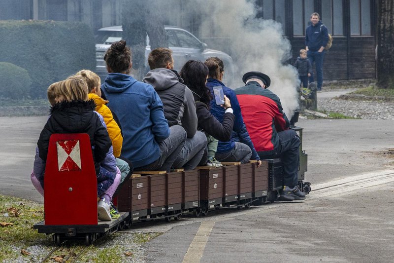 Utrip pomladi: zapeljite se z vrtno železnico v Železniškem muzeju