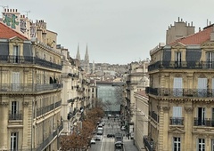 Podcenjena evropska destinacija: tja lahko iz Slovenije odletite za manj kot 200 evrov in preživite dopust brez hudih gneč (FOTO)