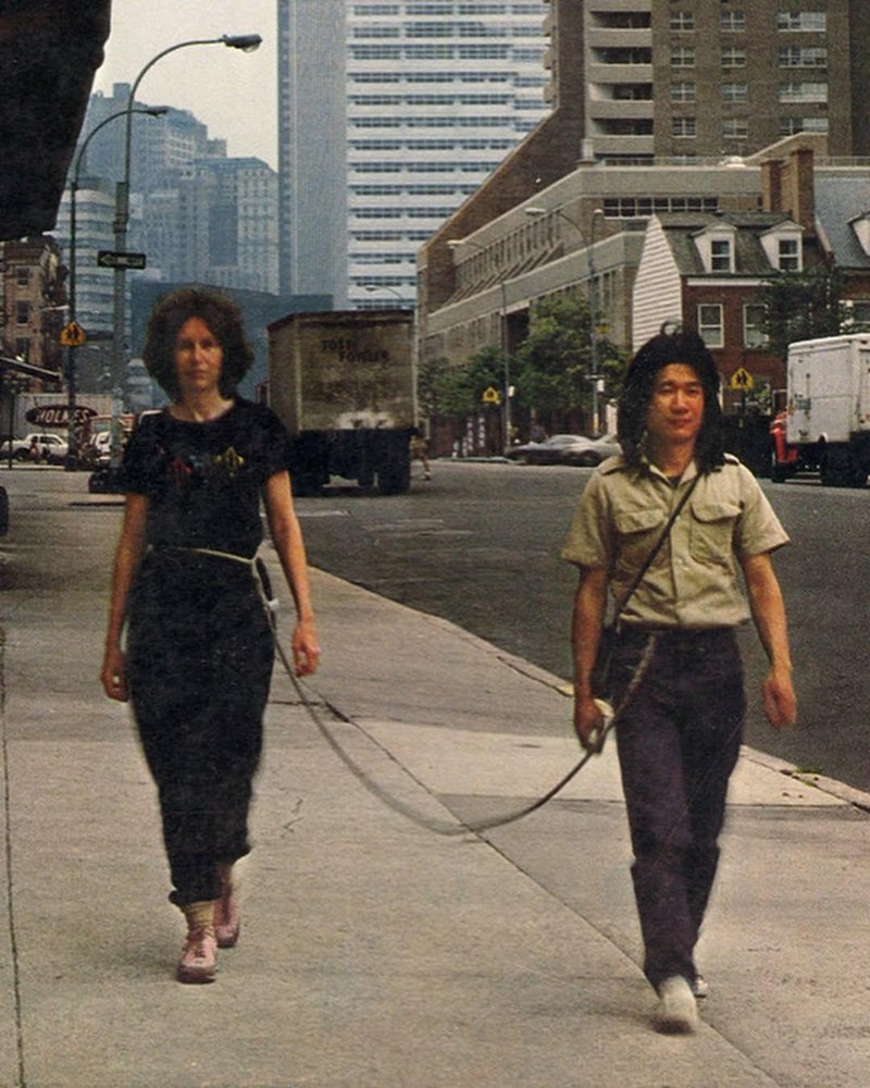 365 dni ju je povezovala kratka vrv: z vsakim mesecem je bilo težje, nazadnje se je zgodilo tole