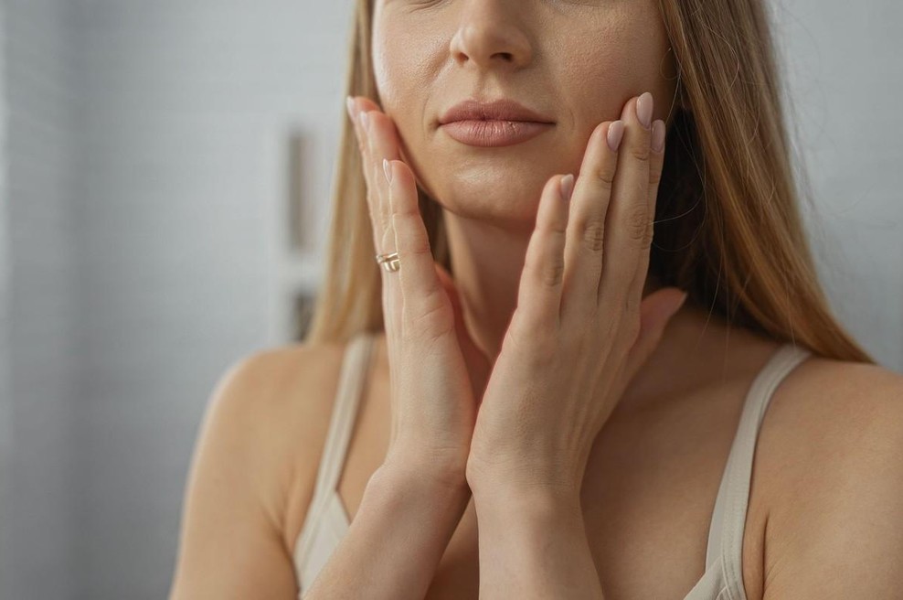 Strokovnjaki razkrili preprost trik, ki takoj pove, ali pijete dovolj vode ali ne (foto: Profimedia)