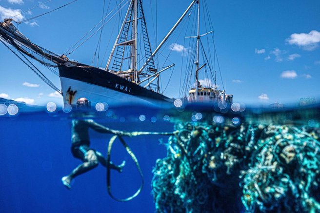 morje pacifik ocean kalifornija havaji smeti onesnazevanje plastika sramota narava okolje