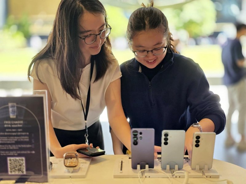 Seriji Samsung Galaxy S26 in Galaxy Buds4  sta zdaj na voljo po vsem svetu