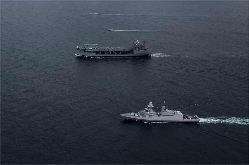 V evropsko državo prispela vojaška ladja, to je razlog (foto: Profimedia)