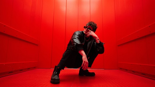 Iz studia na odre: 2nite pripravlja premierni koncert z bandom