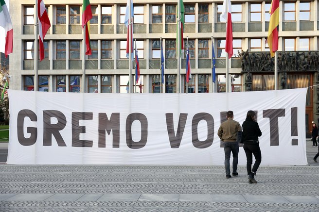 volitve slovenija analiza soocenje politika