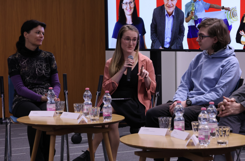 golubovic okrogla miza mladi priloznost talent pomoc podpora