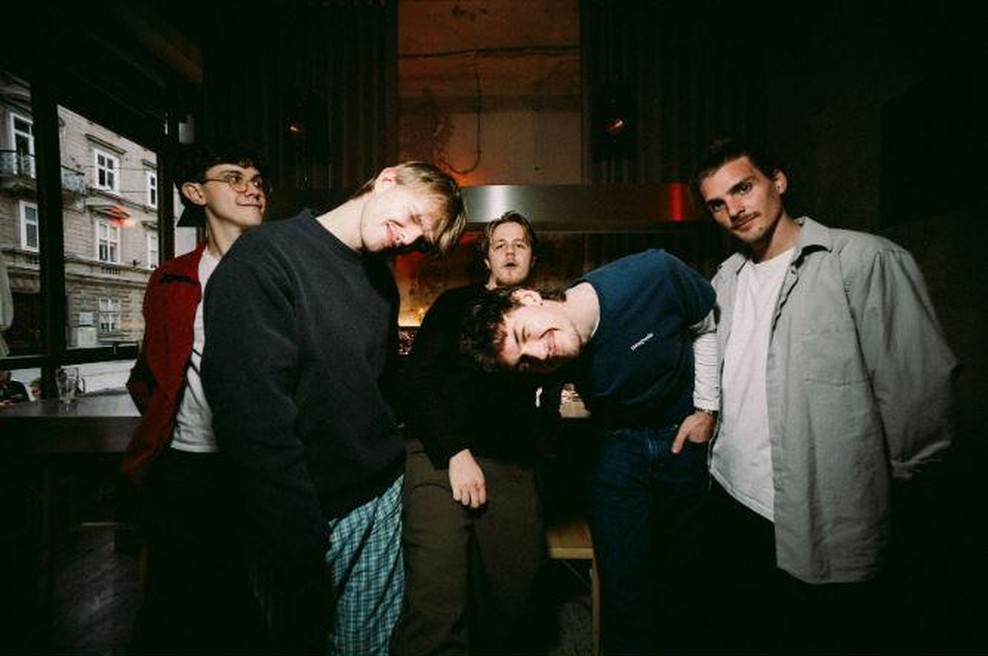 Nič jih ne more ustaviti! Priljubljena slovenska skupina v enem tednu izdala dva nova singla in razprodala koncert (foto: .)