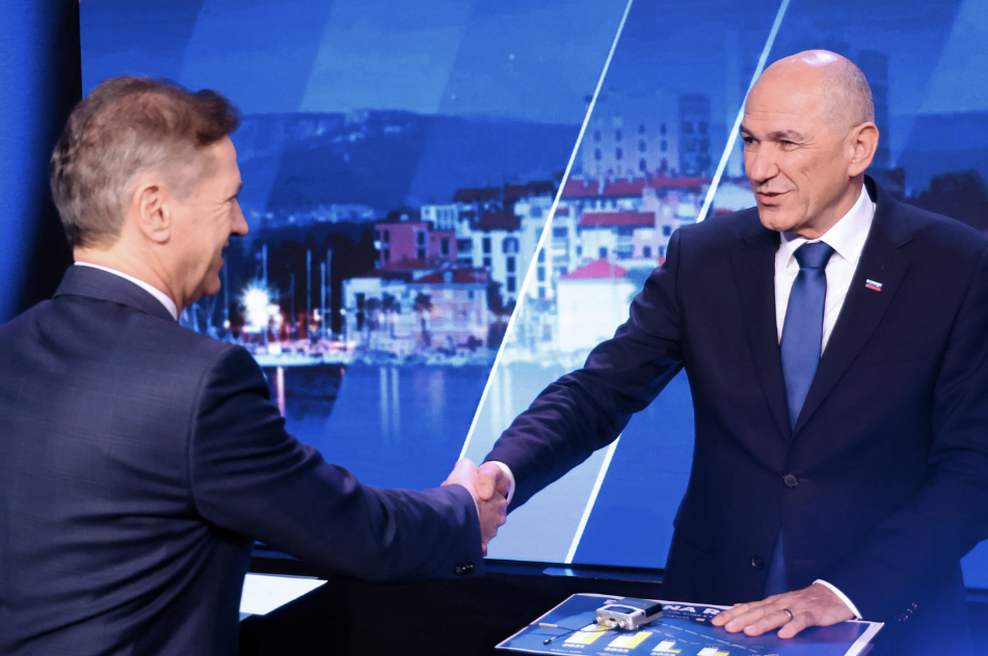 Nova anketa javnega mnenja prinesla preobrat: SDS zdrsnil s prvega mesta (foto: Tomaž Primožič/Bobo)