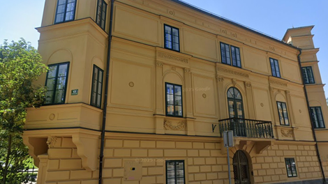 Legendarna stavba v ljubljanski Šiški: nekateri se je spomnijo iz TV serije, a ima častitljivo zgodovino