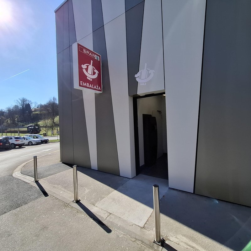 Nov zbiralnik odpadnega jedilnega olja v Sparu Zagorje ob Savi