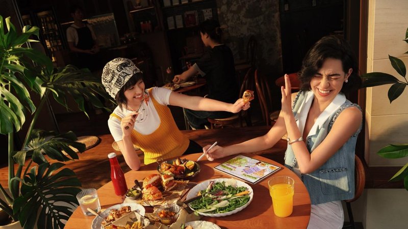 Samo v mesecu marcu do najnovejše Huawei tablice s tipkovnico in pisalom občutno ceneje