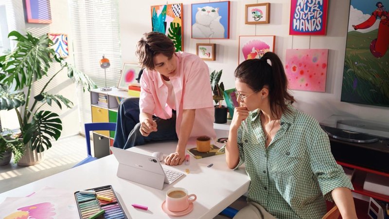 Samo v mesecu marcu do najnovejše Huawei tablice s tipkovnico in pisalom občutno ceneje